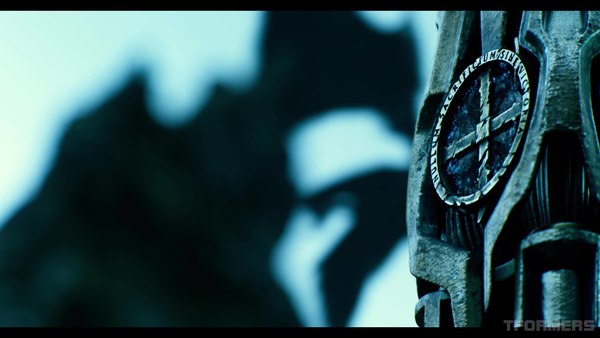 Transformers The Last Knight International Trailer 4K Screencap Gallery 137 (137 of 431)